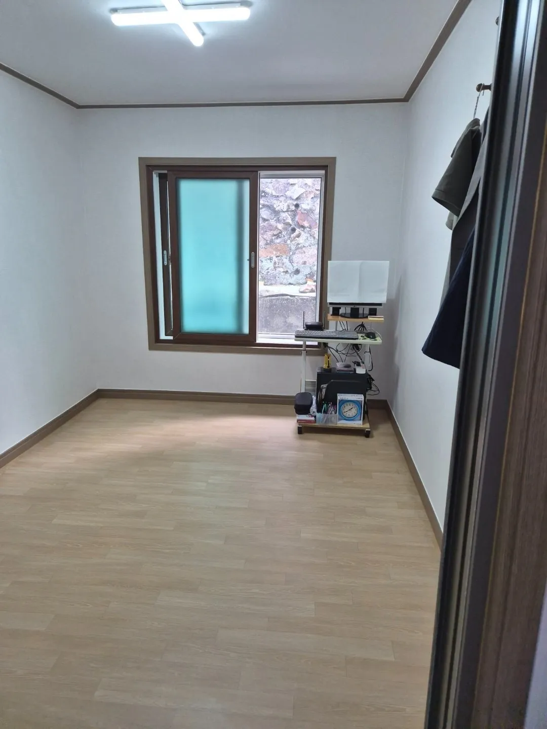 Sale of a Country House on Jeju’s Chuja Island, a 119㎡ Home on Yeongheung 1-gil with a 43-Pyeong Vegetable Garden photo 5