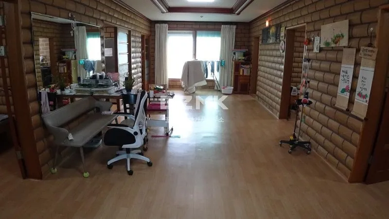 Seaside Farmhouse for Sale in Taean, South-Facing House with Vegetable Garden and Greenhouse photo 4