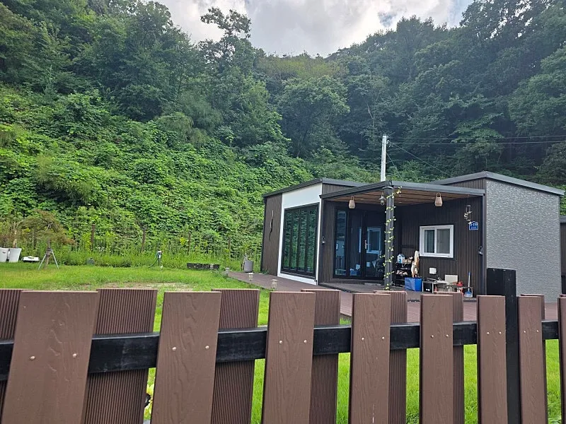 충남 아산 세컨하우스 매매, 숲속 소형주택과 전원생활의 여유