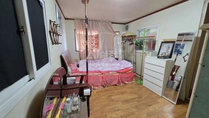 Country House for Sale in Inpyeong-ri, Taean-eup, Taean County photo 6