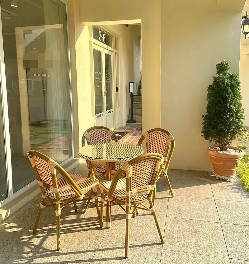 European-Style Commercial-Residential Property for Sale in Sinbang-dong, Cheonan, with a Ground-Floor Shop and Second-Floor Detached House Featuring a Garden and Terrace photo 6