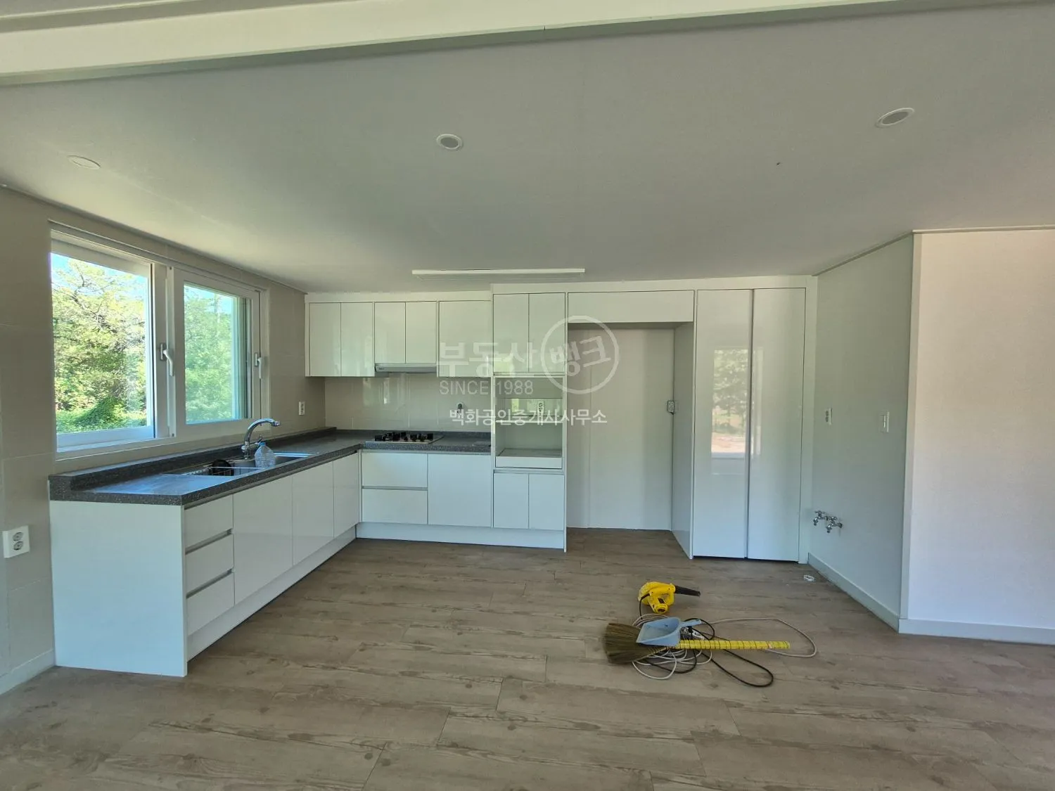 Newly Built Farmhouse for Sale in a Forest by the Sea in Wonbuk-myeon, Taean photo 6