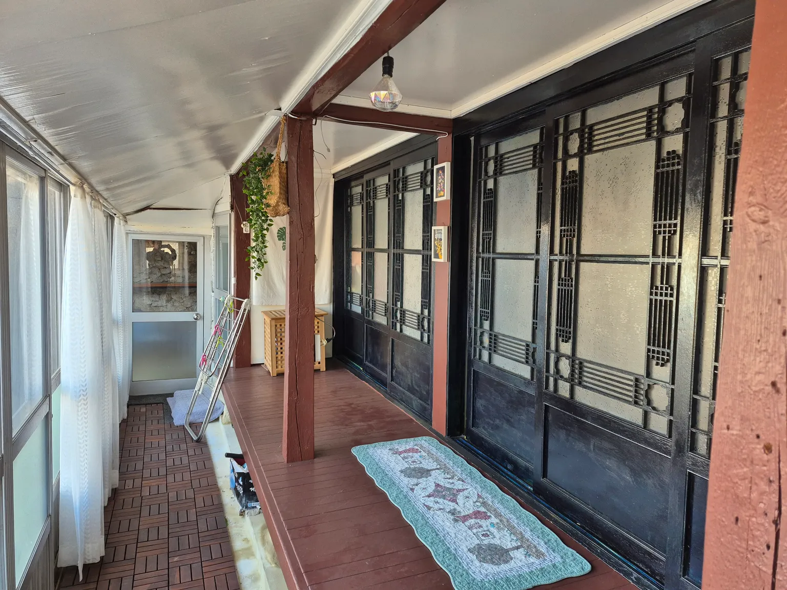 Remodeled Rural House at a Quiet Village Entrance in Idong-myeon, Namhae-gun photo 5
