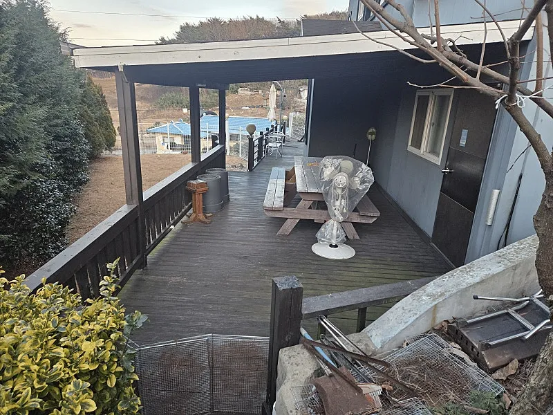Country House for Sale in Anmyeon-do, Taean, Chungcheongnam-do; Price Negotiable photo 9