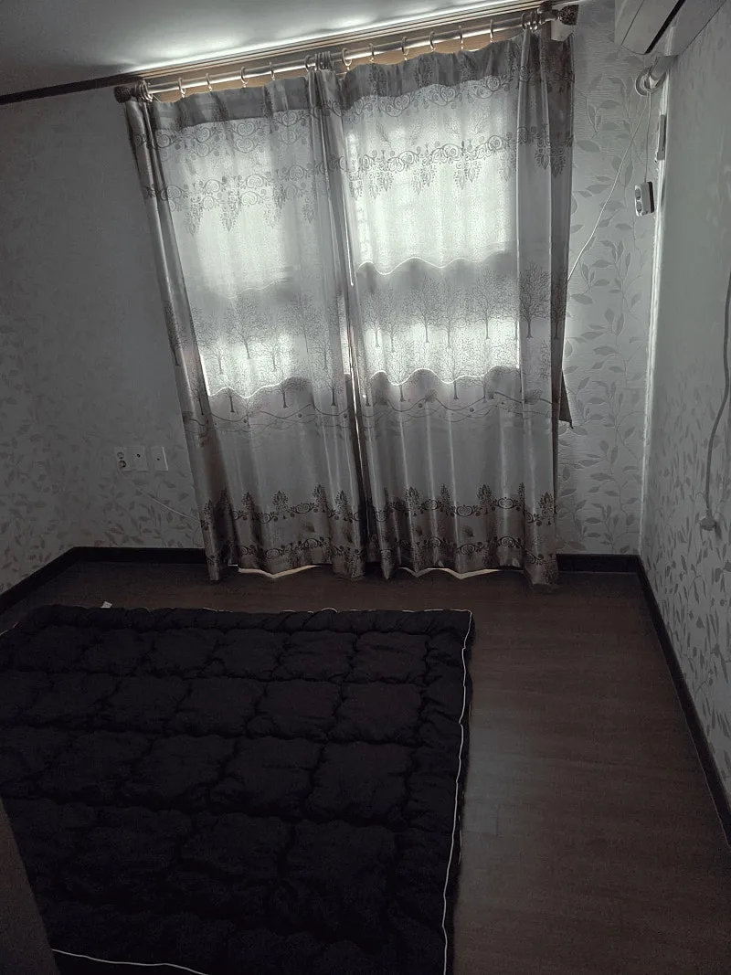 Country House for Sale in Anmyeon-do, Taean, Chungcheongnam-do; Price Negotiable photo 5