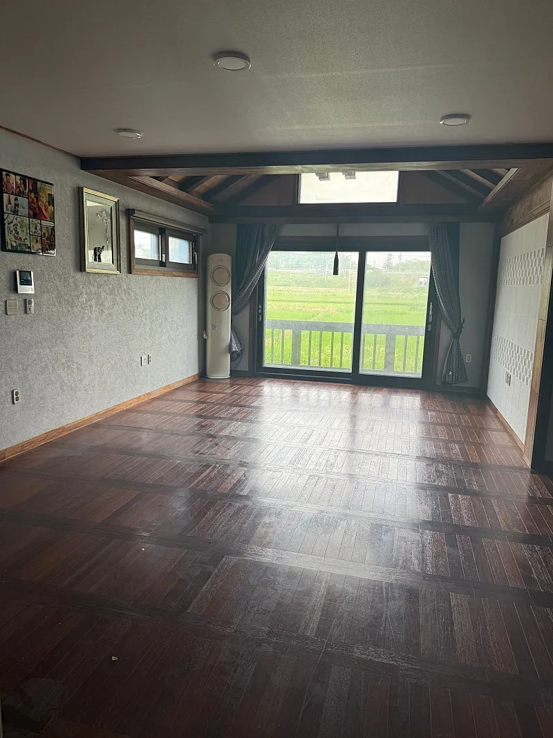 180-Pyeong Country House for Sale in Sinpyeong-myeon, Dangjin-si, Chungnam photo 4