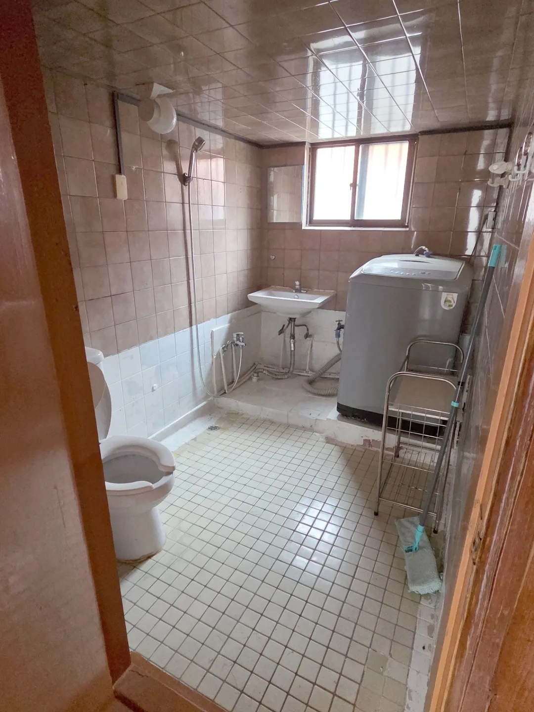 Country House for Sale in Jangjeon-dong, Geumjeong-gu, Busan — KRW 130 million photo 4
