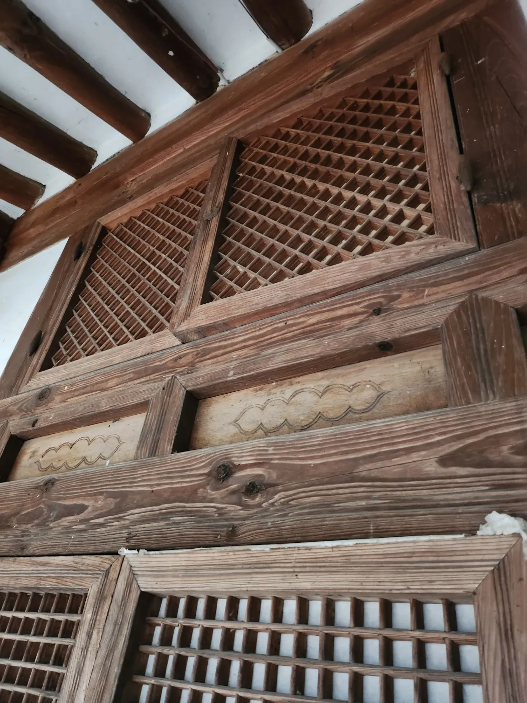 Traditional Hanok House for Sale in Wolsan-myeon, Damyang, with Main House, Sarangchae and Large Plot photo 9