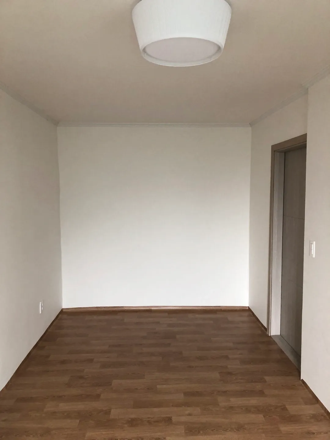 Detached House for Sale in Choryang-dong, Busan: Fully Renovated Two-Room House, 85 Million Won photo 5