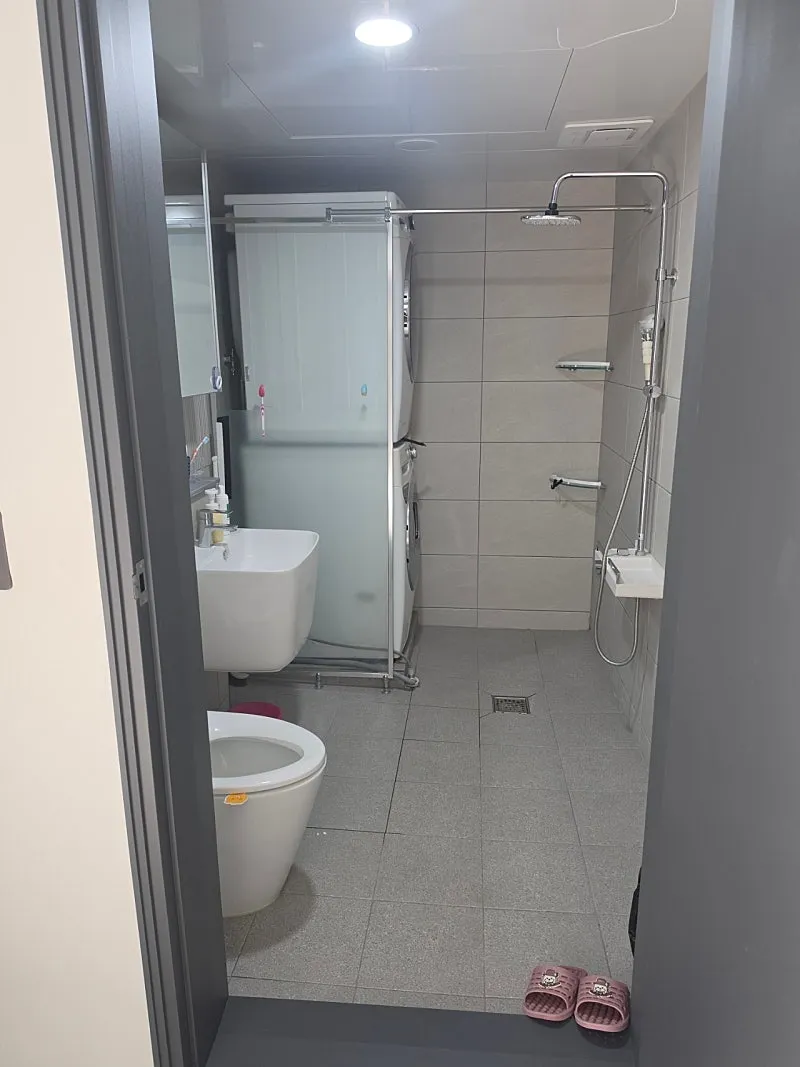 Country House for Sale in Yeongju, Gyeongsangbuk-do, with a Bus Stop and Vegetable Garden photo 2