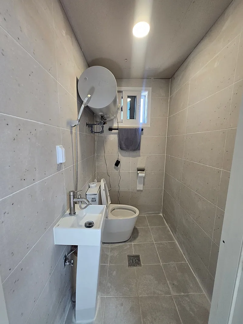 Sale of a Newly Built Studio-Type Detached Building with Ocean View in Cheonggan-ri, Goseong — KRW 110 Million photo 5