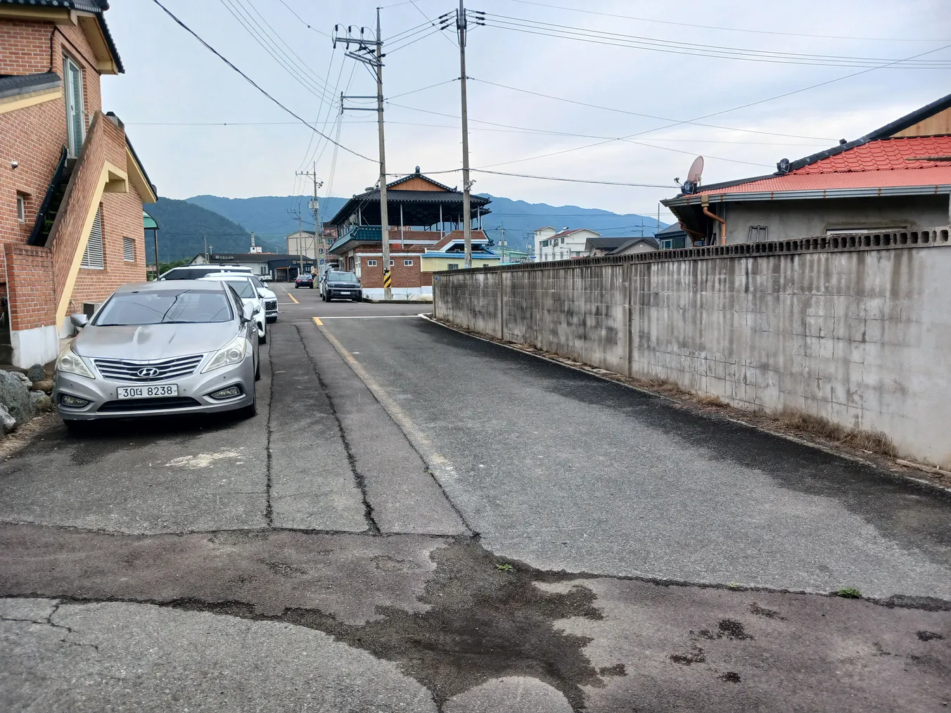 Rural House for Sale in Burim-myeon, Uiryeong-gun, Requiring Full Renovation and Featuring a Vegetable Garden photo 8