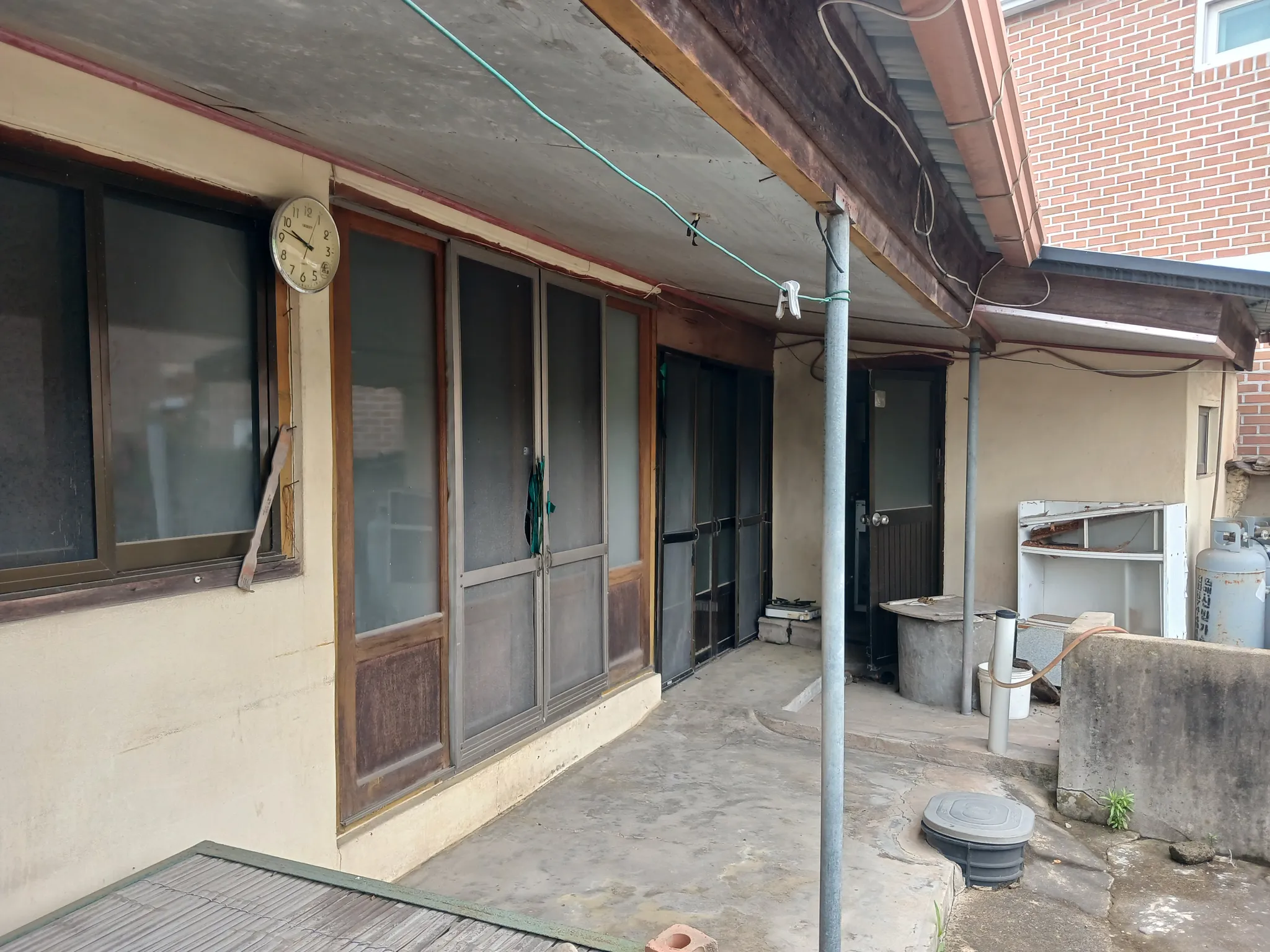 Rural House for Sale in Burim-myeon, Uiryeong-gun, Requiring Full Renovation and Featuring a Vegetable Garden photo 7