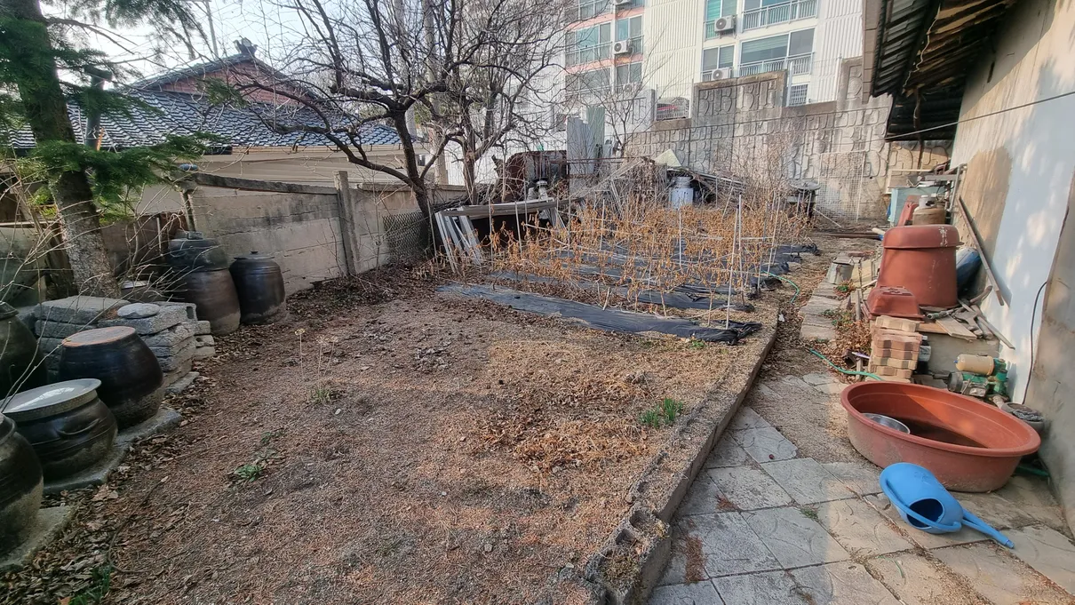 Detached House in a Quiet Residential Area of Sinbaek-dong, Jecheon photo 3