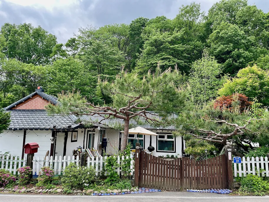 Tile-Roofed Country House for Sale in Danwol-myeon, Yangpyeong photo 4