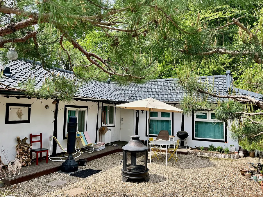 Tile-Roofed Country House for Sale in Danwol-myeon, Yangpyeong photo 6