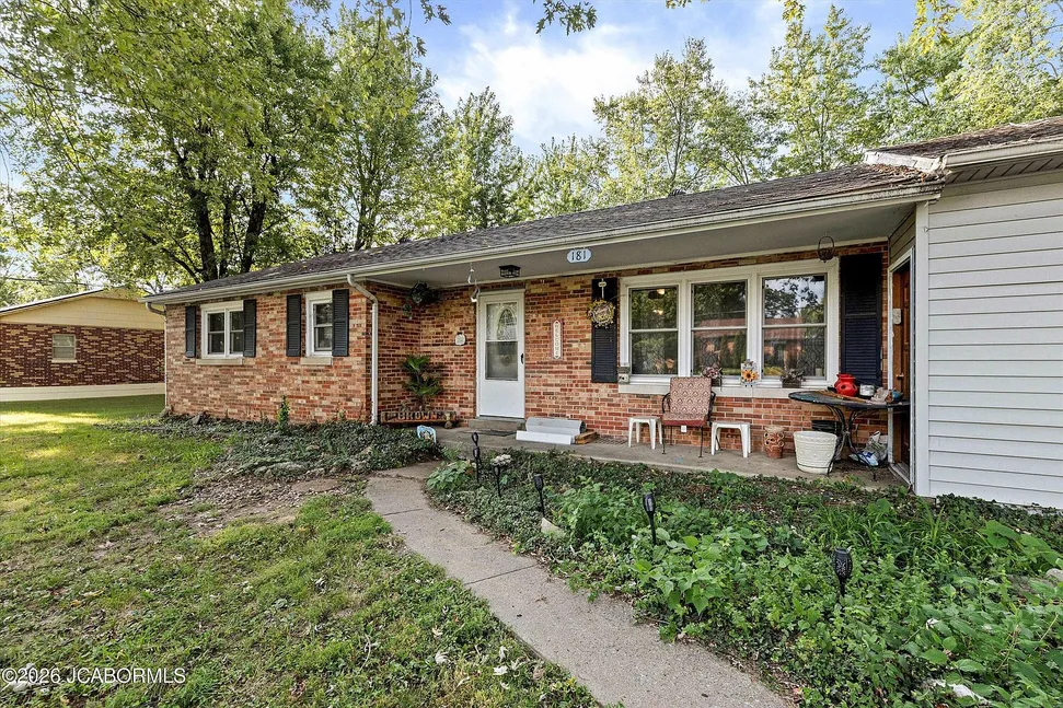 Updated Single-Family Home with Finished Basement in Holts Summit photo 3