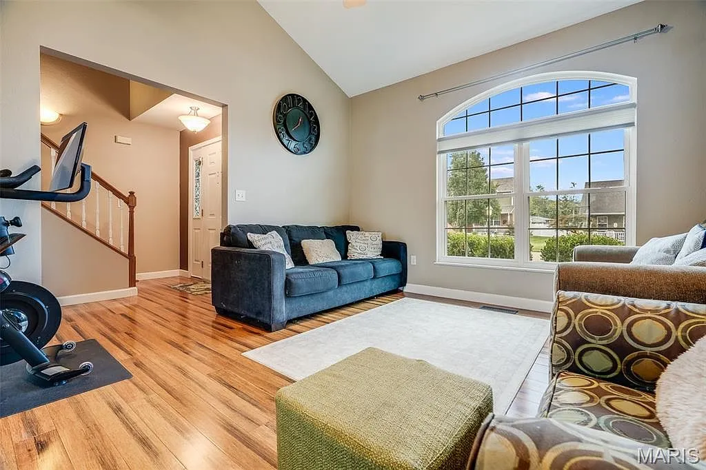 Two-Story Home on a Corner Lot in Granite City photo 7