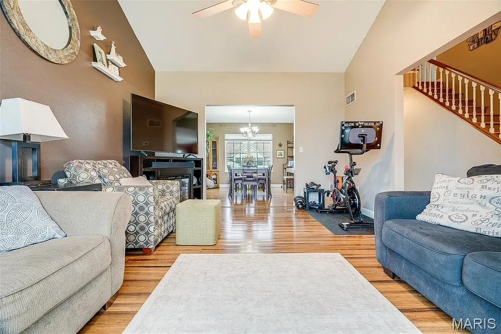 Two-Story Home on a Corner Lot in Granite City photo 9