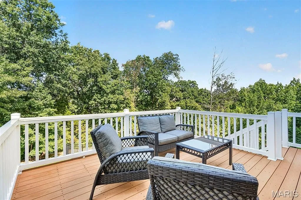 Updated 4-Bedroom Home in Saint Louis, Missouri with Finished Walk-Out Lower Level photo 3