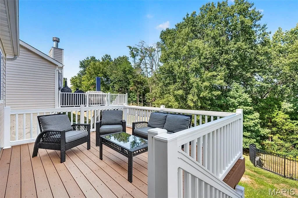 Updated 4-Bedroom Home in Saint Louis, Missouri with Finished Walk-Out Lower Level photo 7