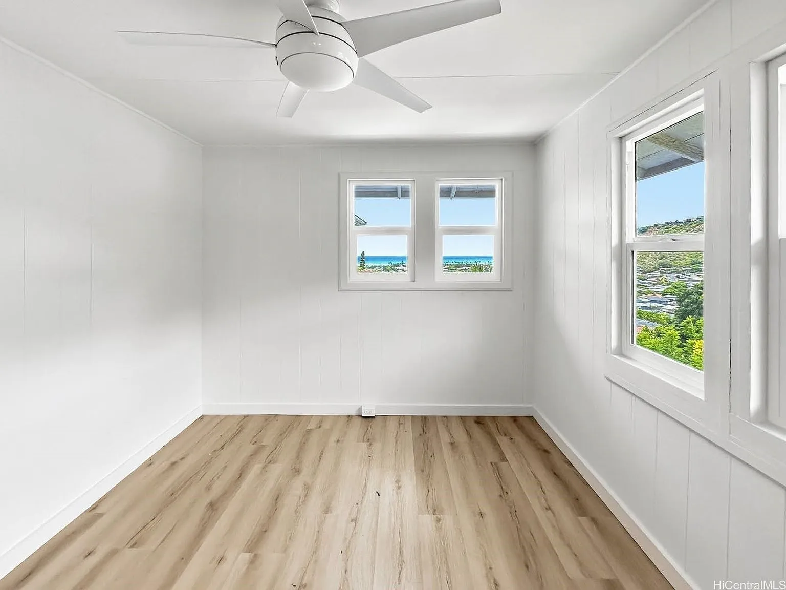 Remodeled Aina Haina Home with Ocean and Mountain Views at 809 Ailuna St, Honolulu photo 10