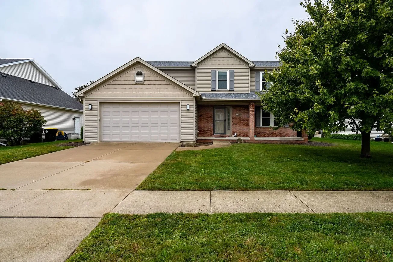4-Bedroom Home with Finished Basement in Normal, Illinois photo 4