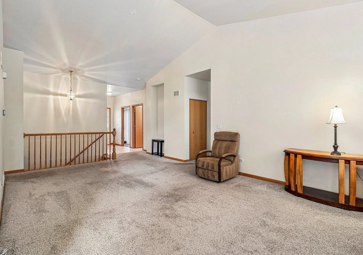 Grayslake, IL Ranch Townhouse for Sale | 2 Bedrooms, 1,276 Sq Ft photo 8