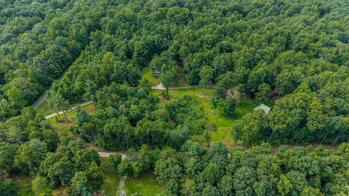 Deer Lodge, TN Country Cabin on 5.1 Acres with Creek and Mountain Views photo 8