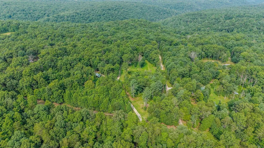 Deer Lodge, TN Country Cabin on 5.1 Acres with Creek and Mountain Views photo 6