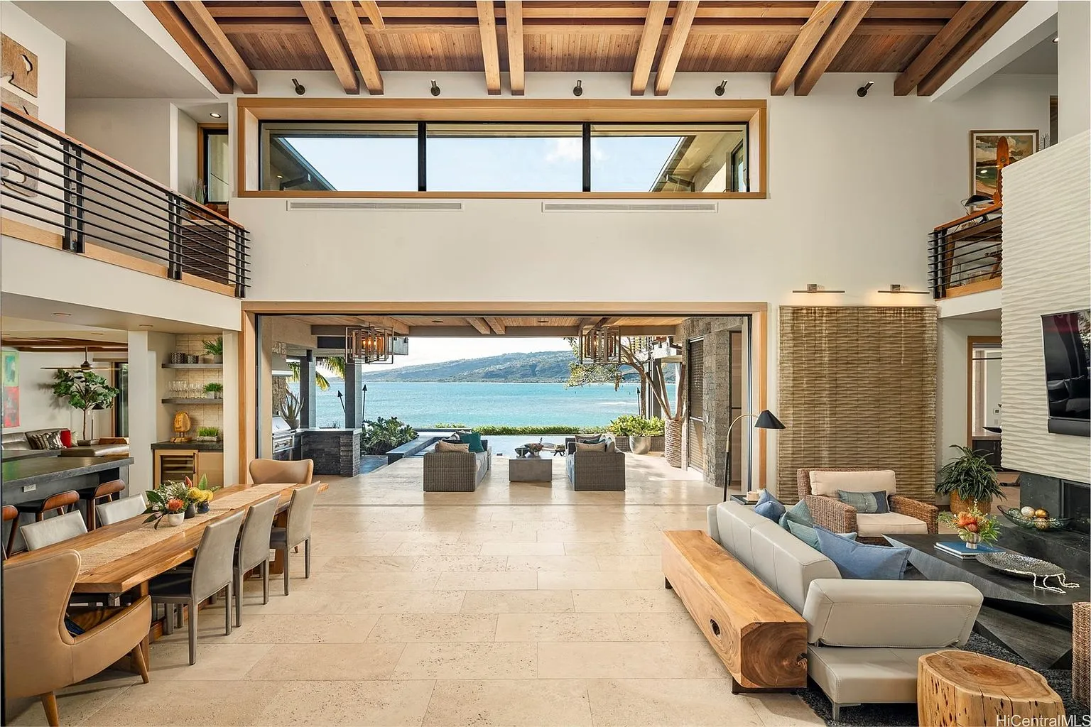 Luxury Oceanfront Residence with Diamond Head Views at 176 Hanapepe Loop, Honolulu photo 5