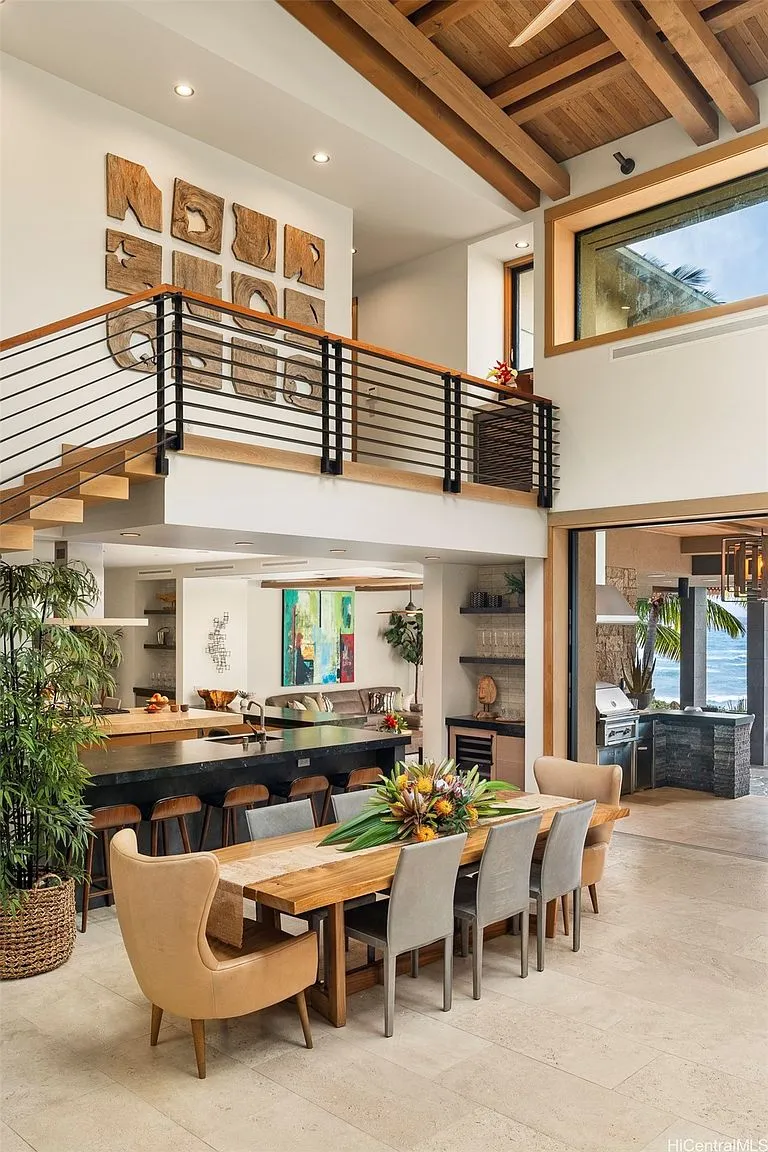 Luxury Oceanfront Residence with Diamond Head Views at 176 Hanapepe Loop, Honolulu photo 8