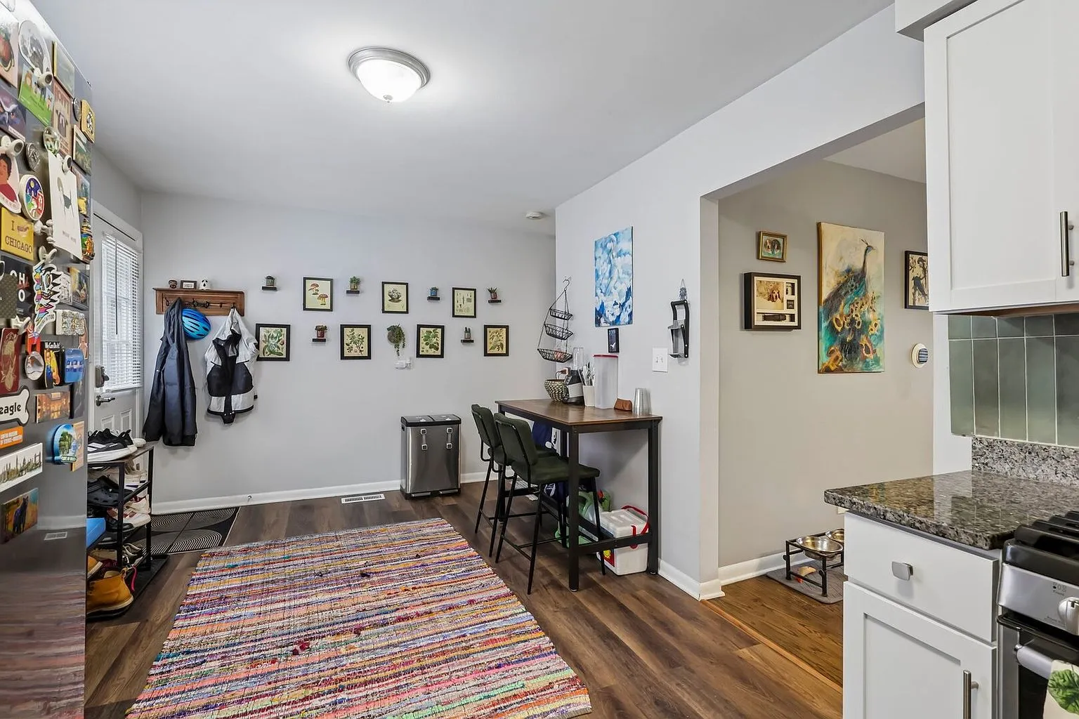 Chicago, IL 3-Bedroom Townhome with 1,280 Sq Ft and Assigned Parking photo 8
