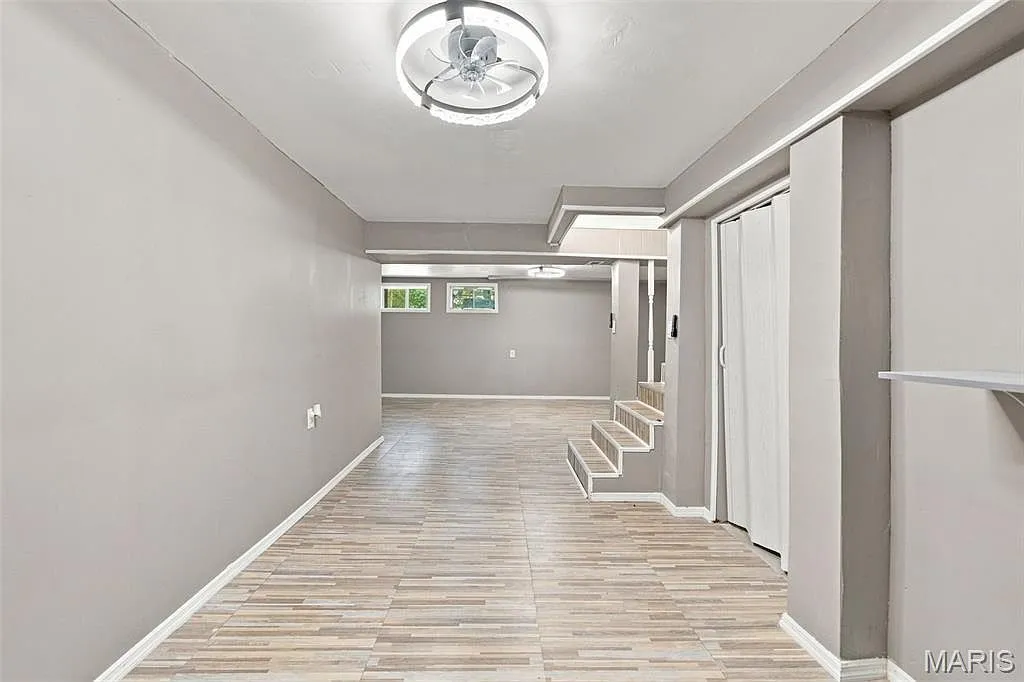 3-Bedroom Home for Sale at 2470 Jenkee Dr, Florissant, MO 63031 photo 4