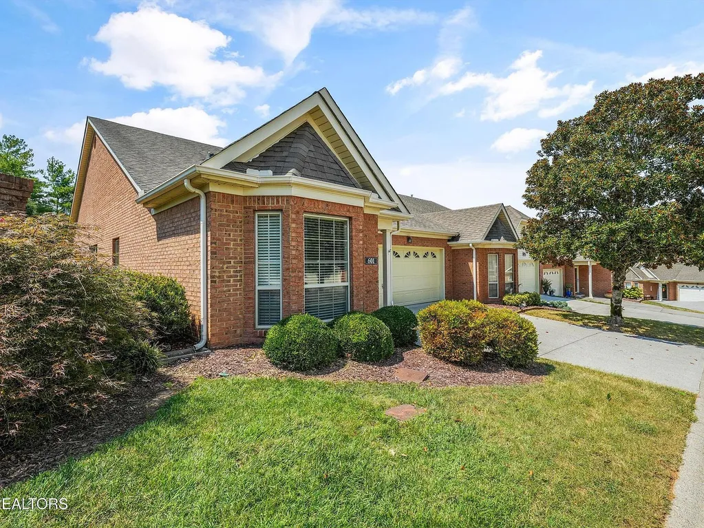 Knoxville, TN One-Level 3-Bedroom End-Unit Condo with Covered Deck photo 5