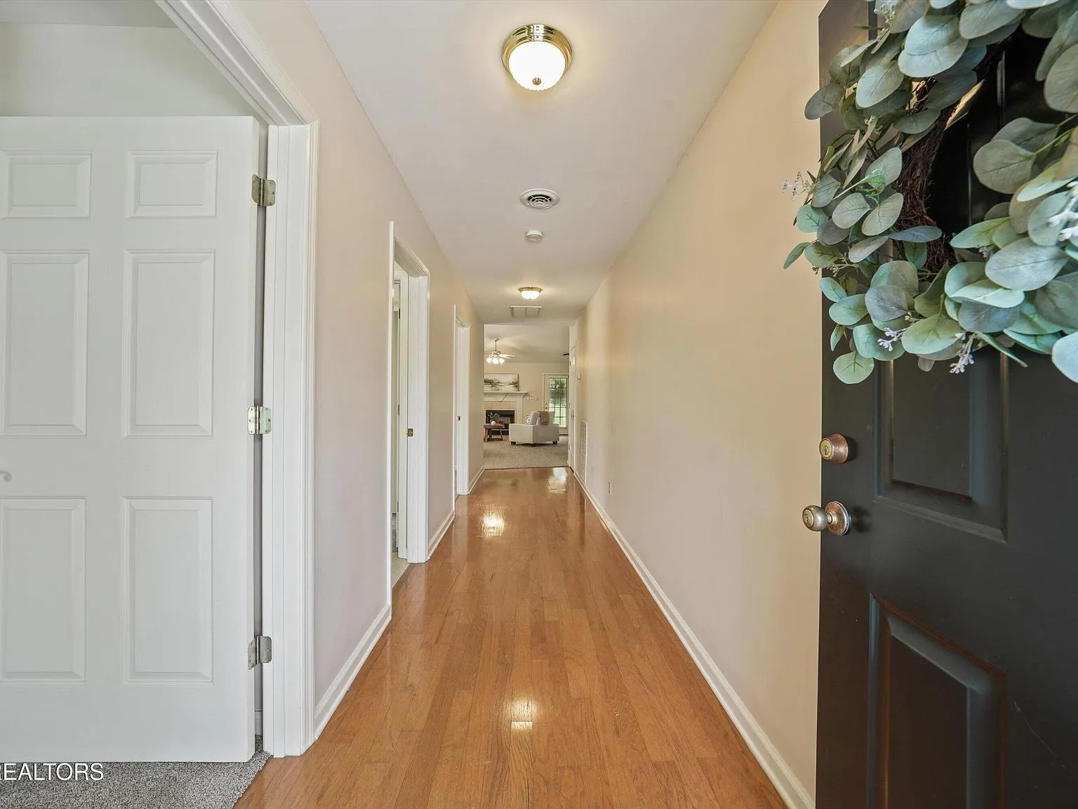 Knoxville, TN One-Level 3-Bedroom End-Unit Condo with Covered Deck photo 6