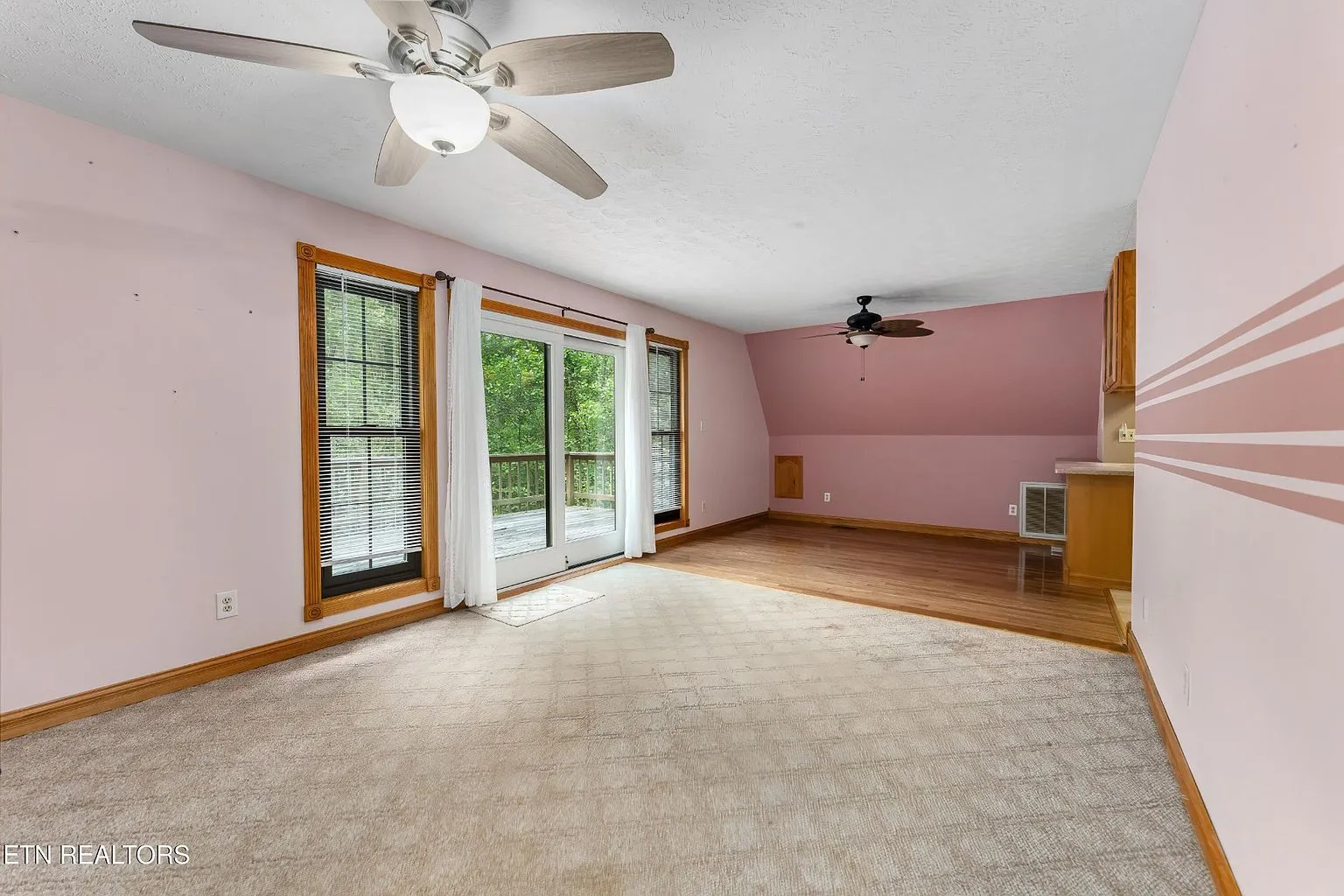 Vonore, TN Mountain Home on 8.56 Acres with Detached Garage photo 6