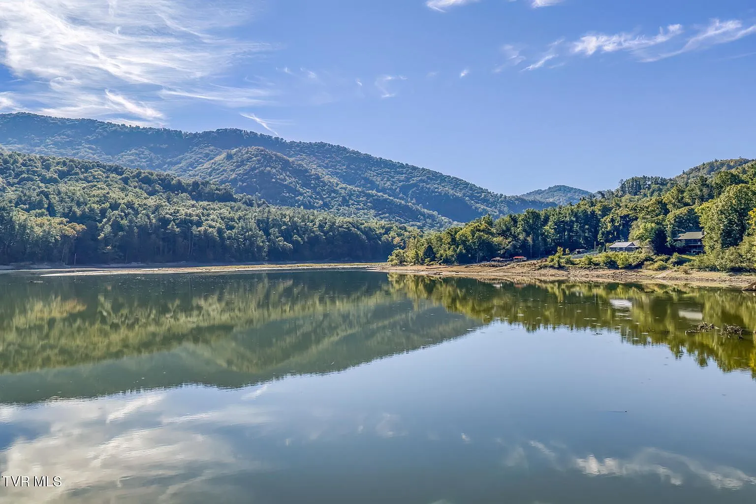 Watauga Lakefront Cottage with Private Dock on 1.4 Acres in Butler, Tennessee photo 2
