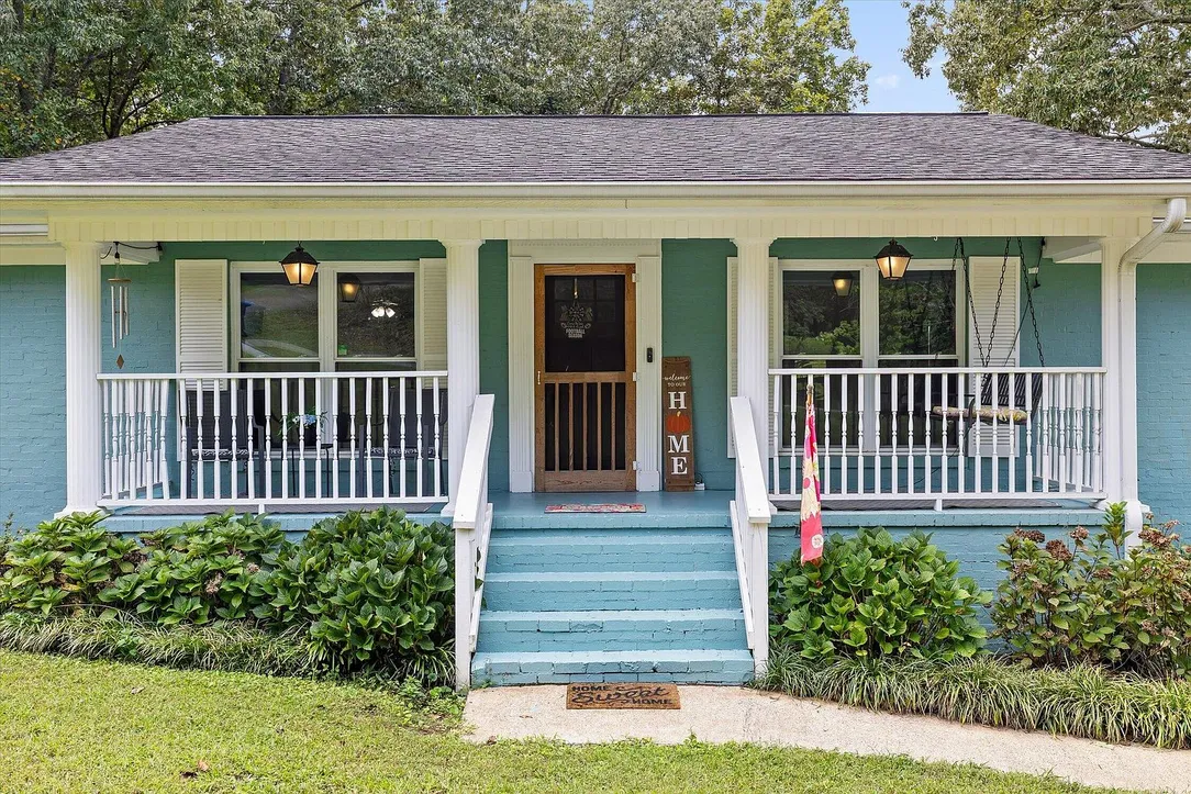 3-Bedroom Chattanooga, TN Home with 0.46-Acre Lot and Finished Basement photo 2