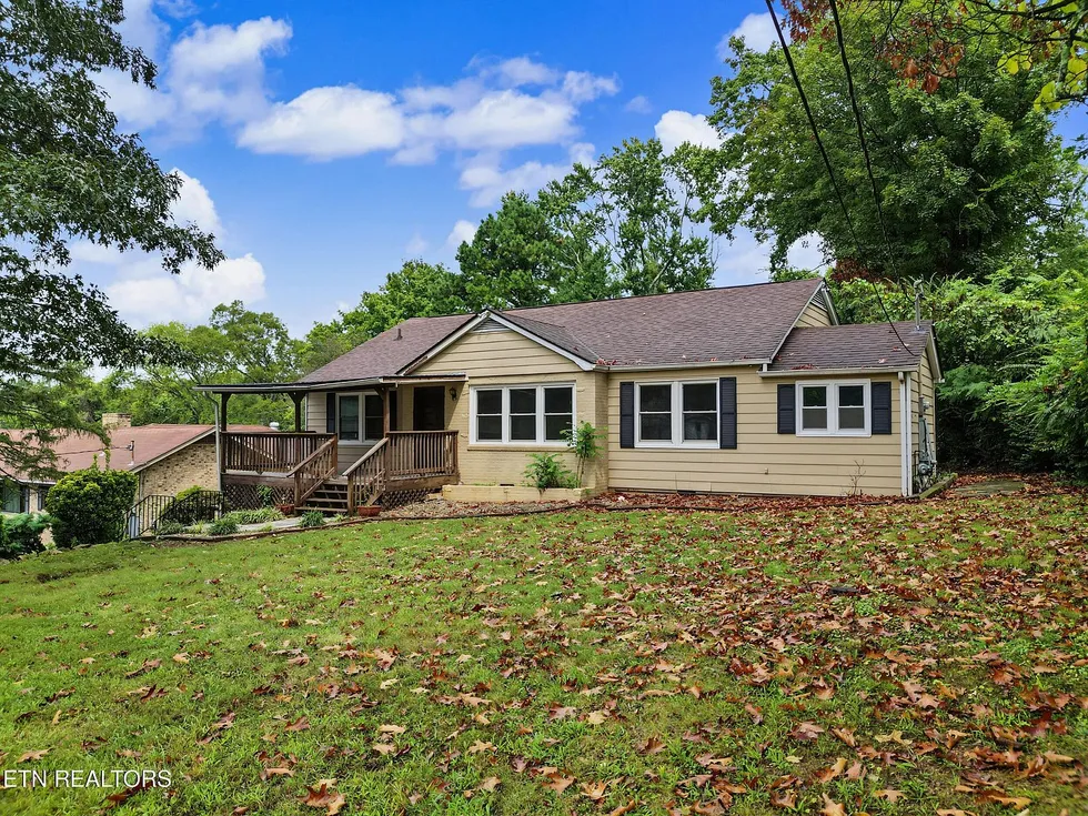 3-Bedroom Knoxville, TN Home with 0.49-Acre Lot and Workshop photo 2