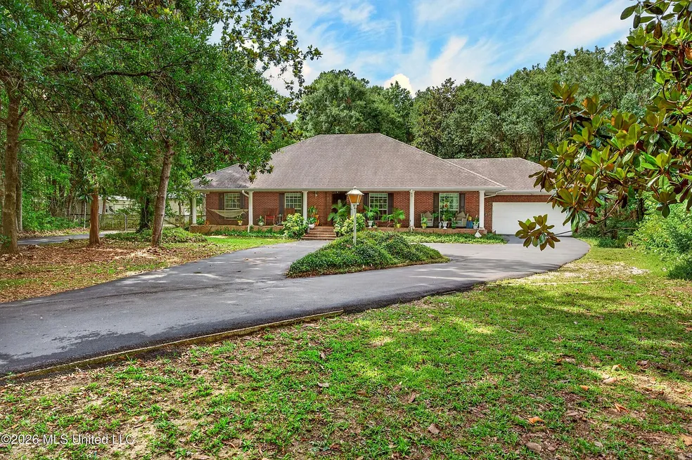 Biloxi, Mississippi Country Home on 3 Acres with Workshop for Sale photo 3