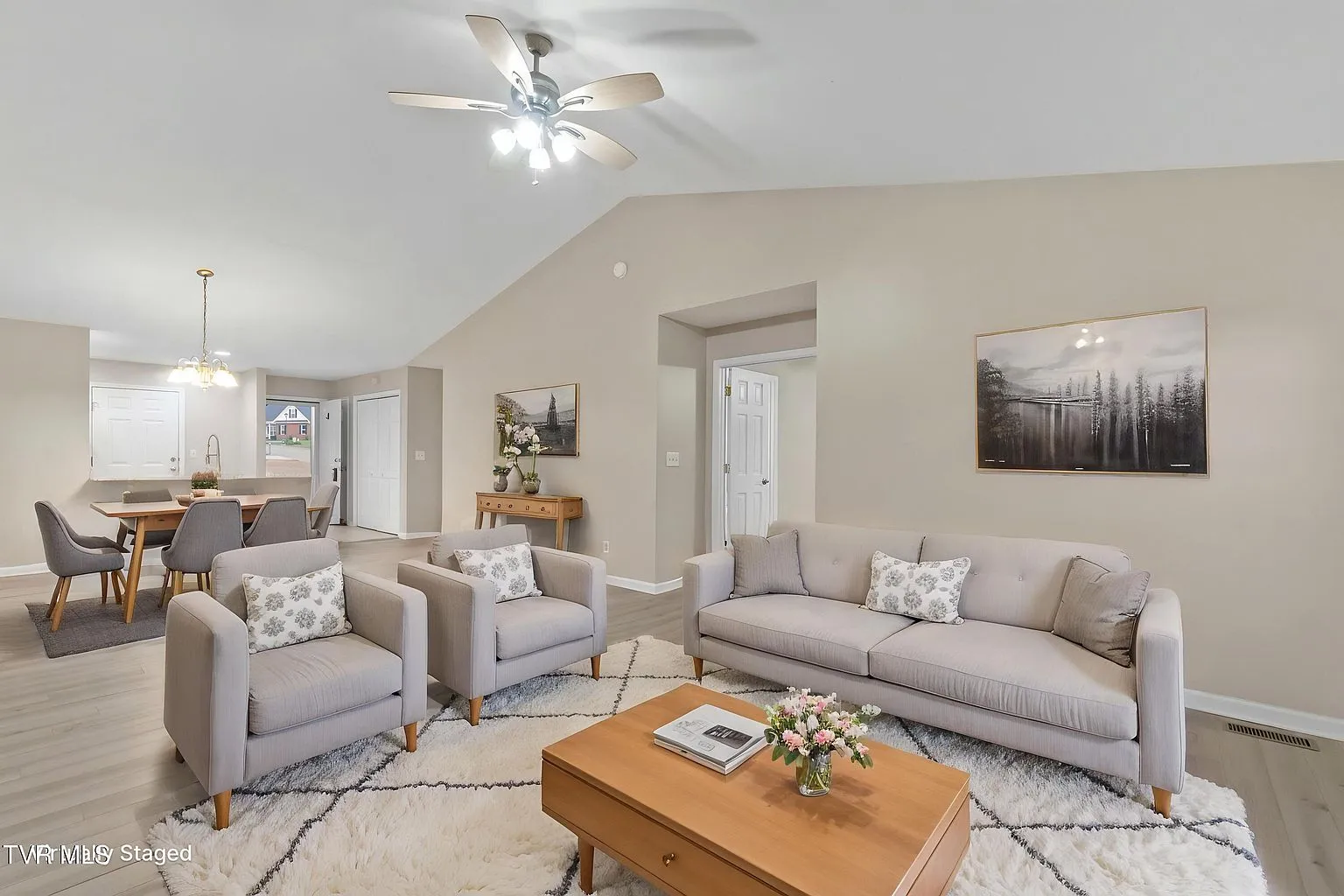 Greeneville, TN 2-Bedroom Condo with Mountain Views and 2-Car Garage photo 5