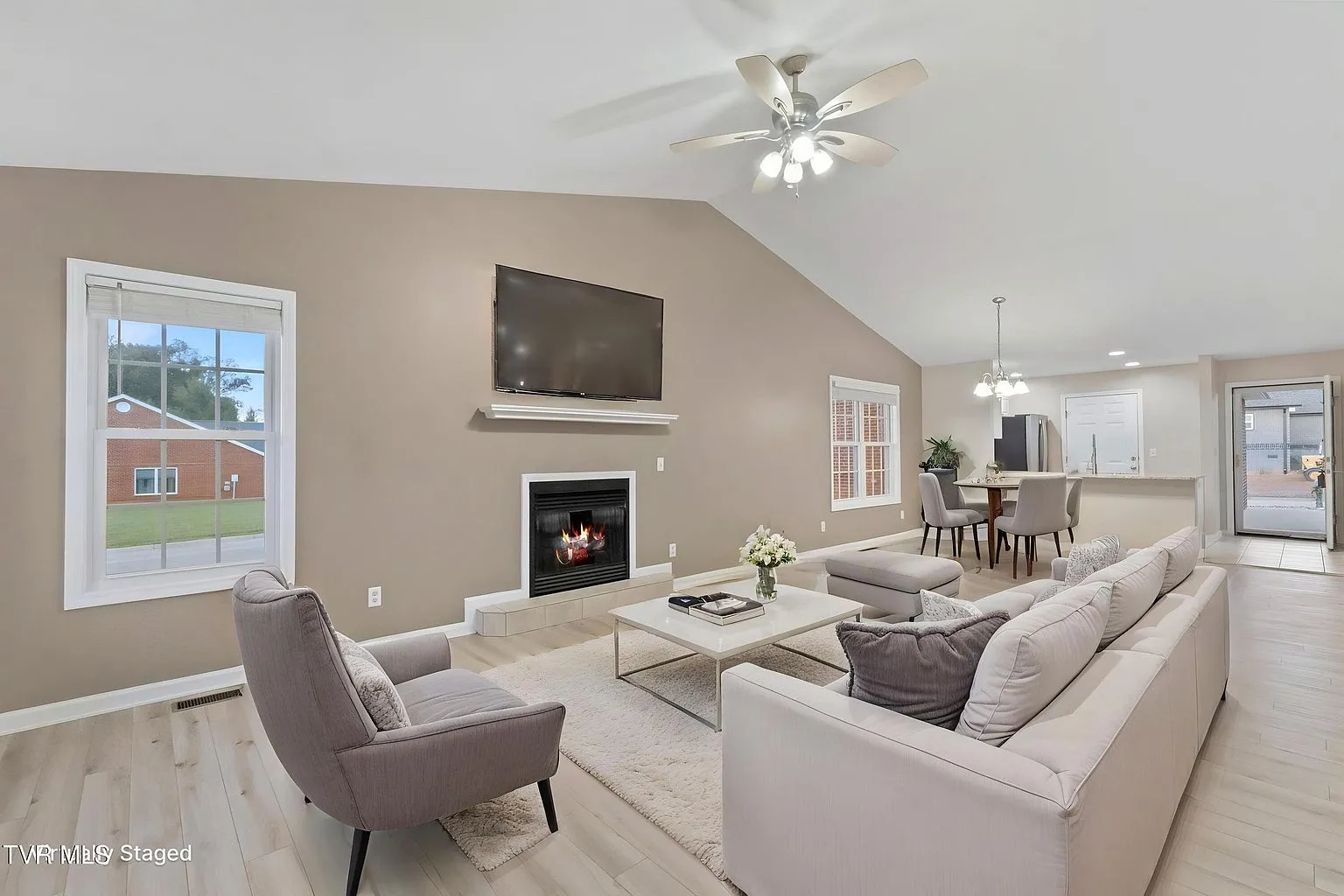 Greeneville, TN 2-Bedroom Condo with Mountain Views and 2-Car Garage photo 9