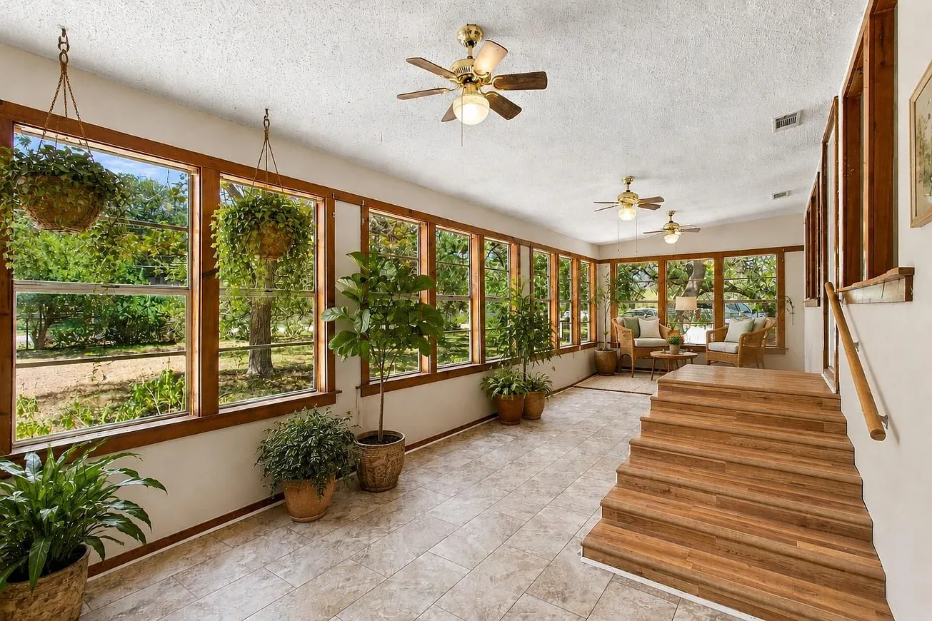 606 Harmons Way, San Marcos, TX 78666: Unique 3-Bedroom Property on 0.495 Acres photo 6