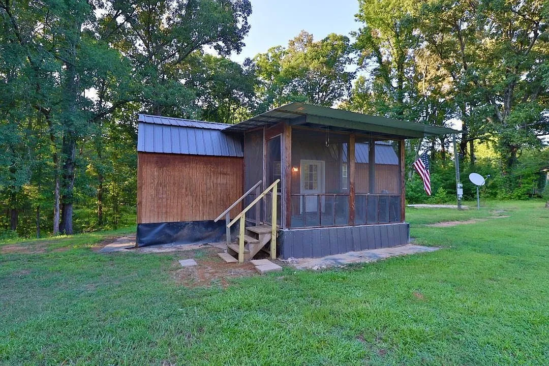 Sardis, Mississippi Cabin for Sale with RV Hookup on 0.35 Acres photo 3