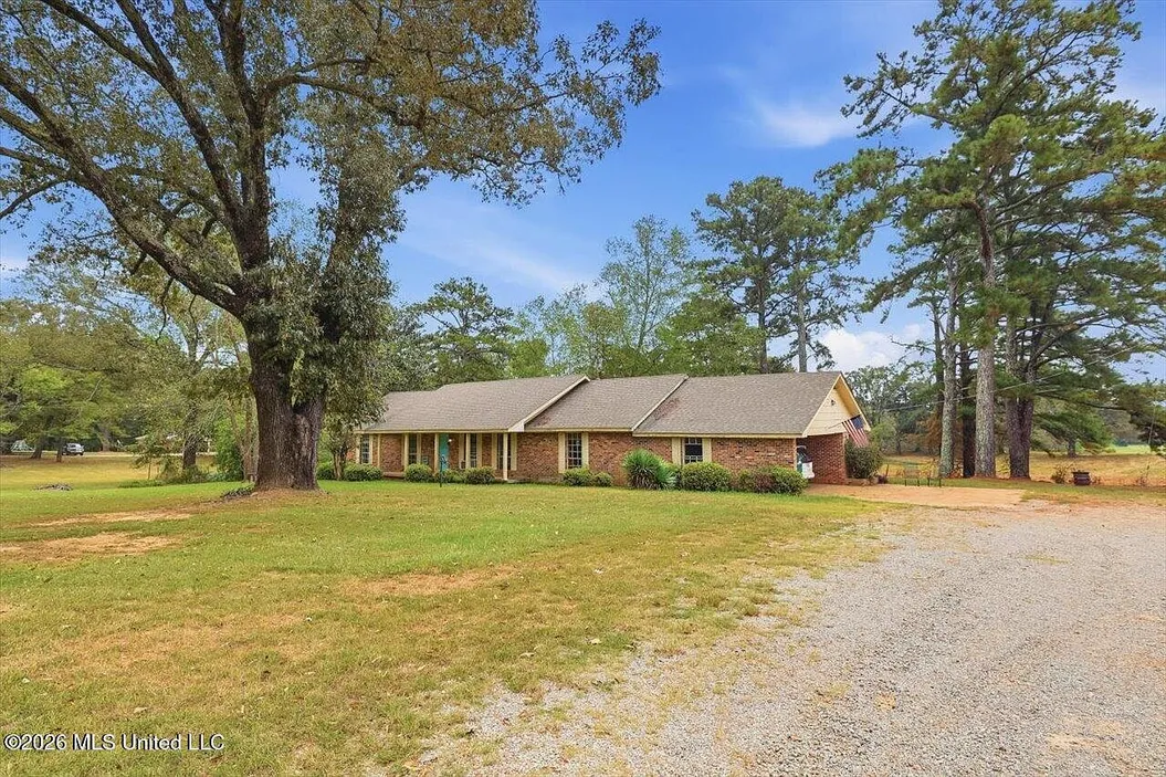 Canton, Mississippi Country Home on 9.8 Acres with Two Barns photo 2