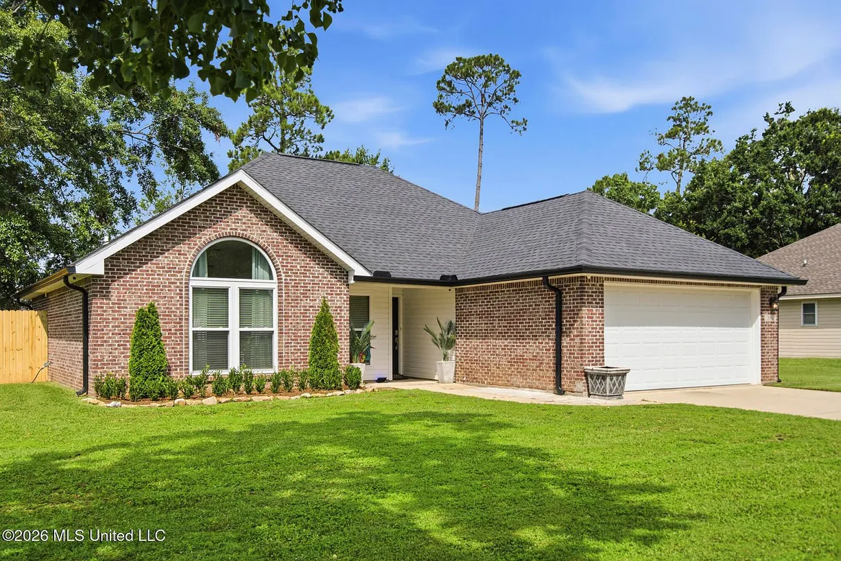 3-Bedroom Single-Story Home for Sale in Long Beach, Mississippi photo 2