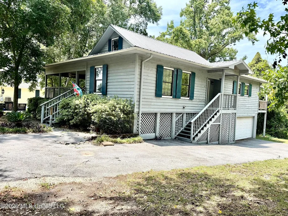 Gautier, Mississippi Country Home with Gulf Views and 5 Bedrooms photo 2
