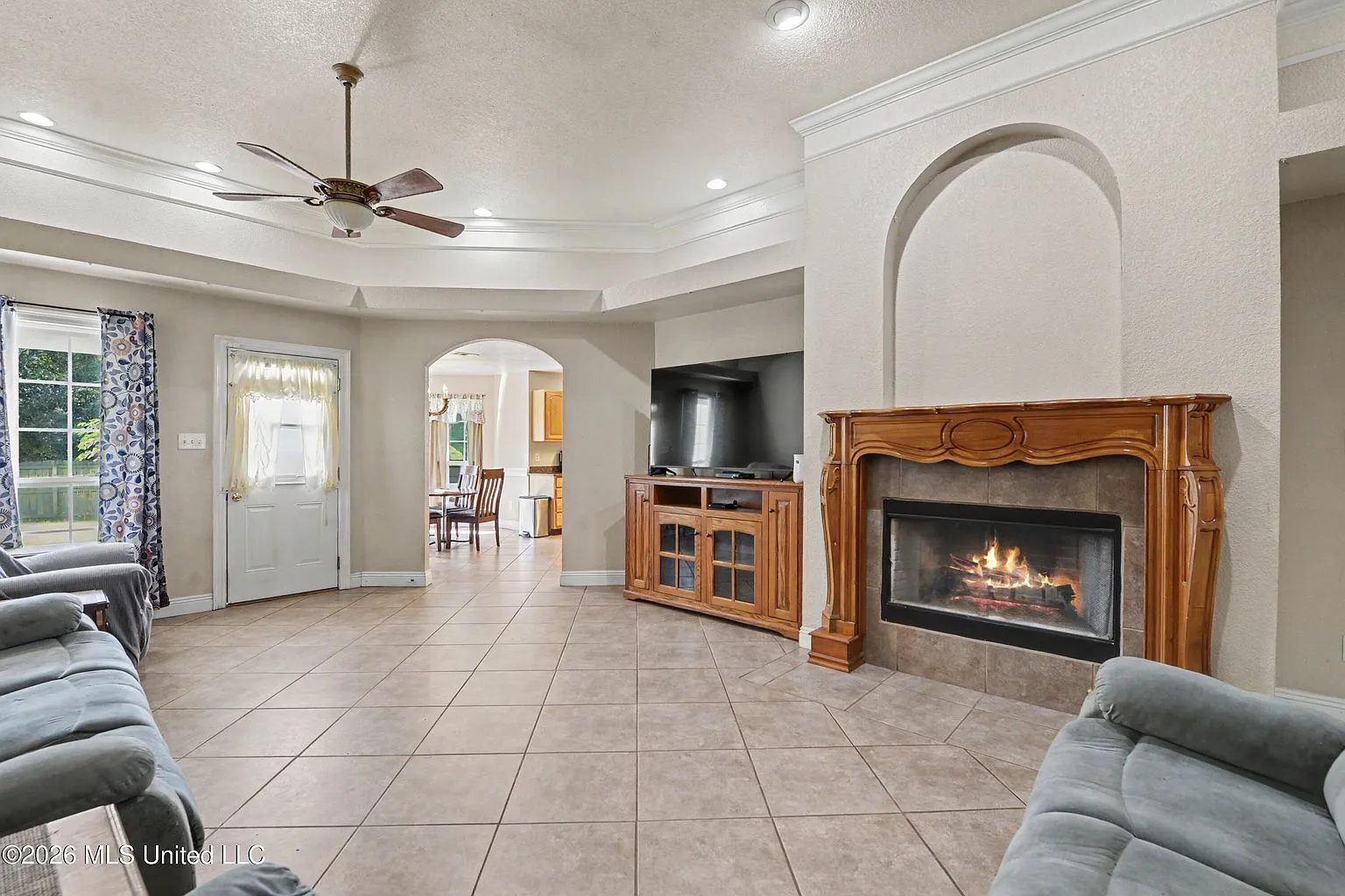 3-Bedroom Brick Home with Sun Porch in Ocean Springs, MS photo 4