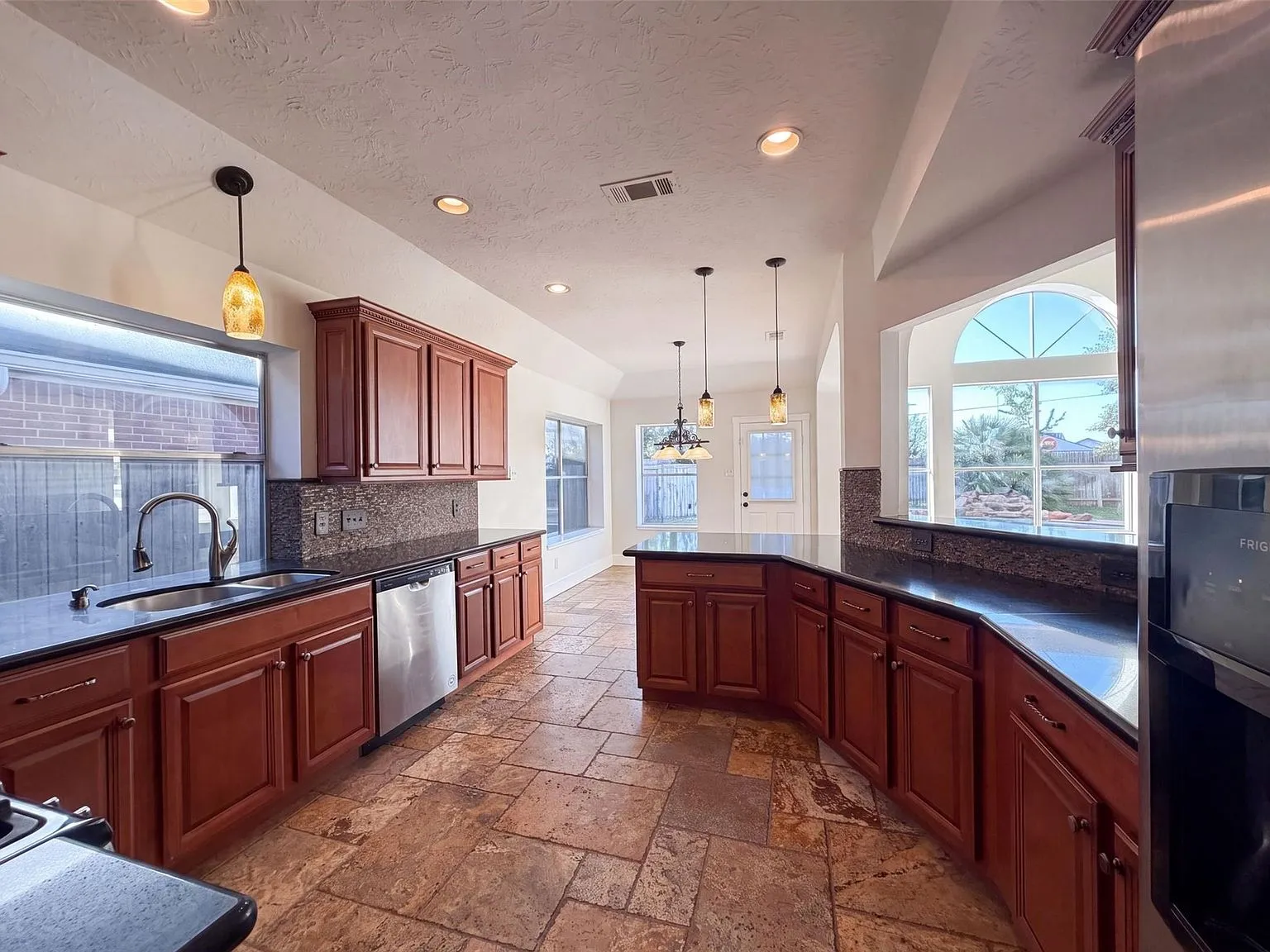 Updated Single-Family Home for Sale at 23130 Willow Canyon Dr, Katy, TX 77494 photo 10